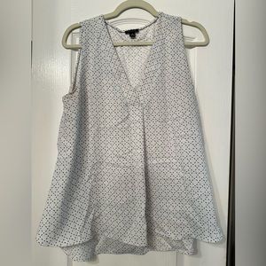 Ann Taylor V-neck sleeveless blouse